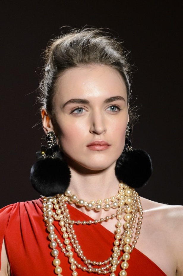 عرض أزياء نعيم خان لخريف وشتاء 2017