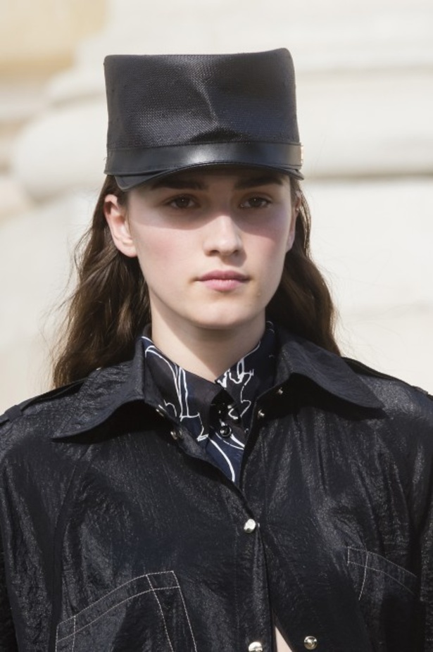 عرض أزياء Nina Ricci لموسم ربيع وصيف ٢٠١٨ !