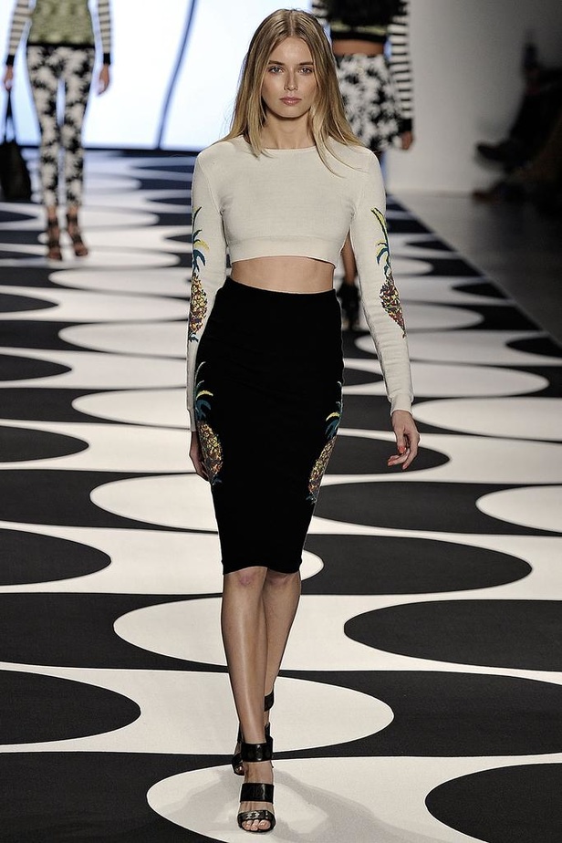 Nicole Miller : تمايلي على أنغام الكوباكابانا..