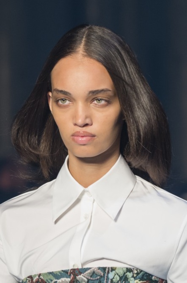 عرض أزياء Off White لخريف وشتاء ٢٠١٨ !