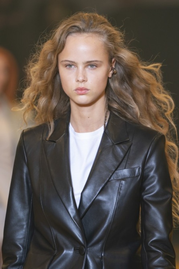 مجموعة off-White للألبسة الجاهزة لخريف 2019