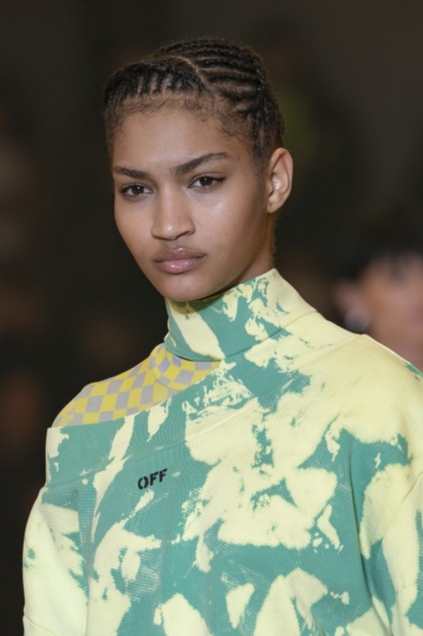 مجموعة off-White للألبسة الجاهزة لخريف 2019