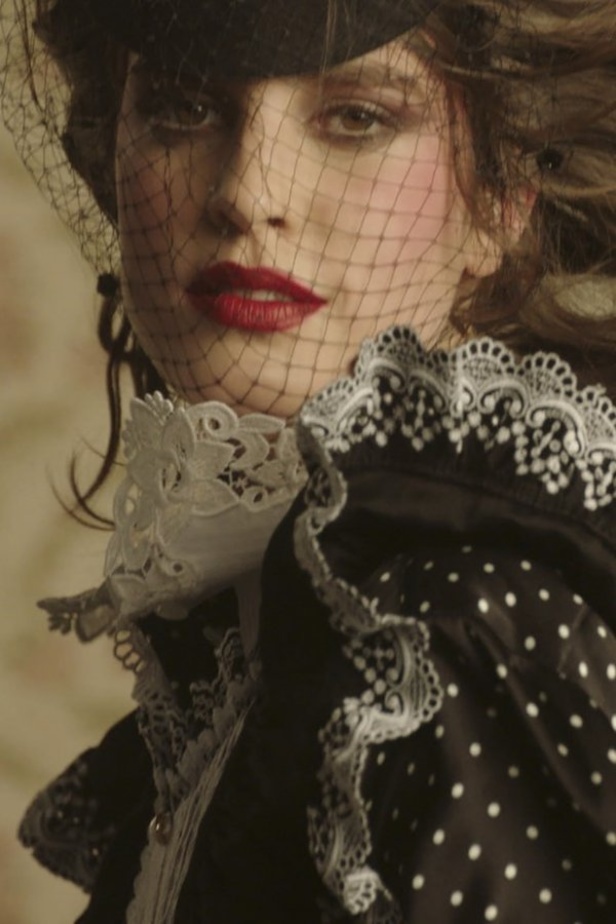 عرض أزياء مجموعة Paco Rabanne لموضة خريف وشتاء 2021-2022