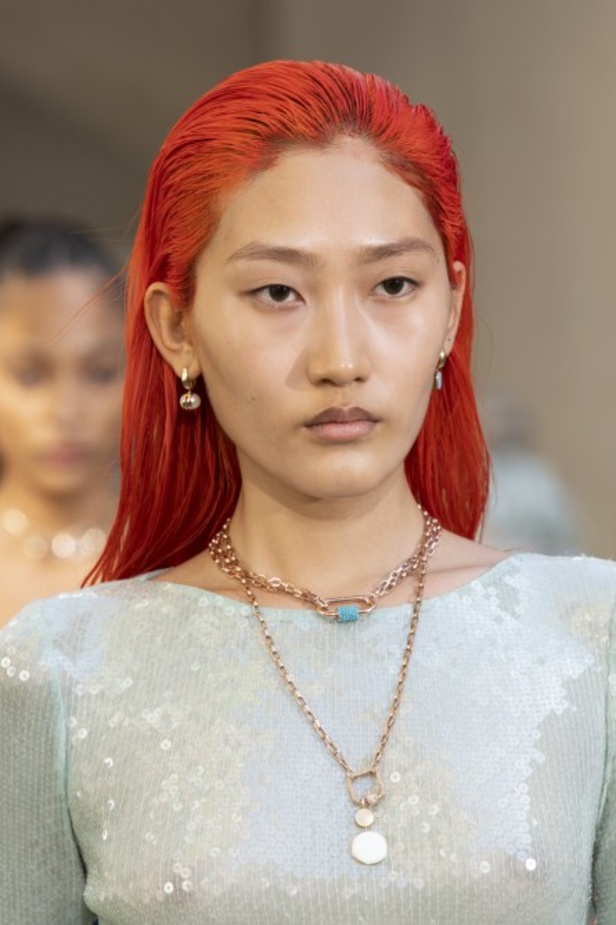 اسبوع الموضة في لندن 2019 عرض أزياء رولان موريه ربيع وصيف 2020