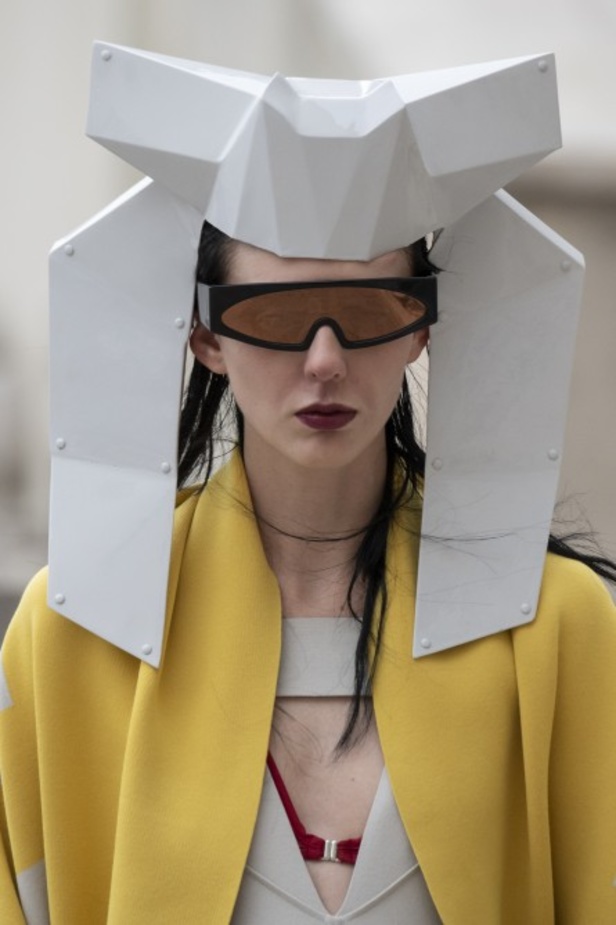 اسبوع الموضة في باريس 2019 مجموعة RICK OWENS لربيع وصيف 2020