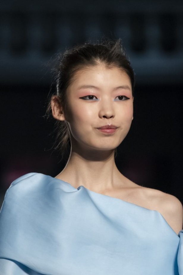 عرض أزياء Richard Quinn لخريف وشتاء 2020-2021