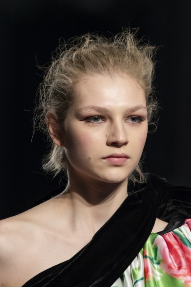 عرض أزياء Richard Quinn لخريف وشتاء 2020-2021