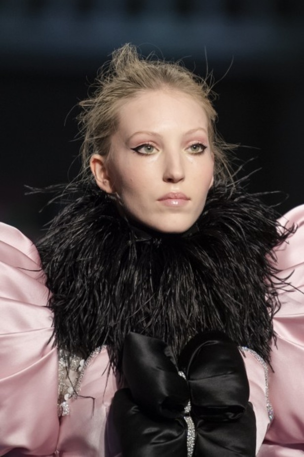 عرض أزياء Richard Quinn لخريف وشتاء 2020-2021