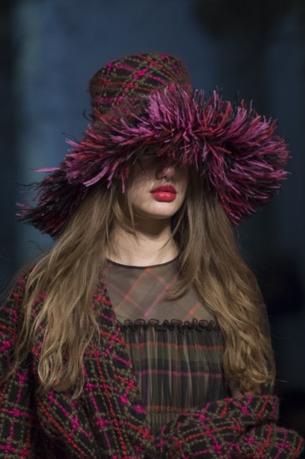 مجموعة "رالف أند روسو" Ralph & Russo لخريف وشتاء 2020 - 2021 