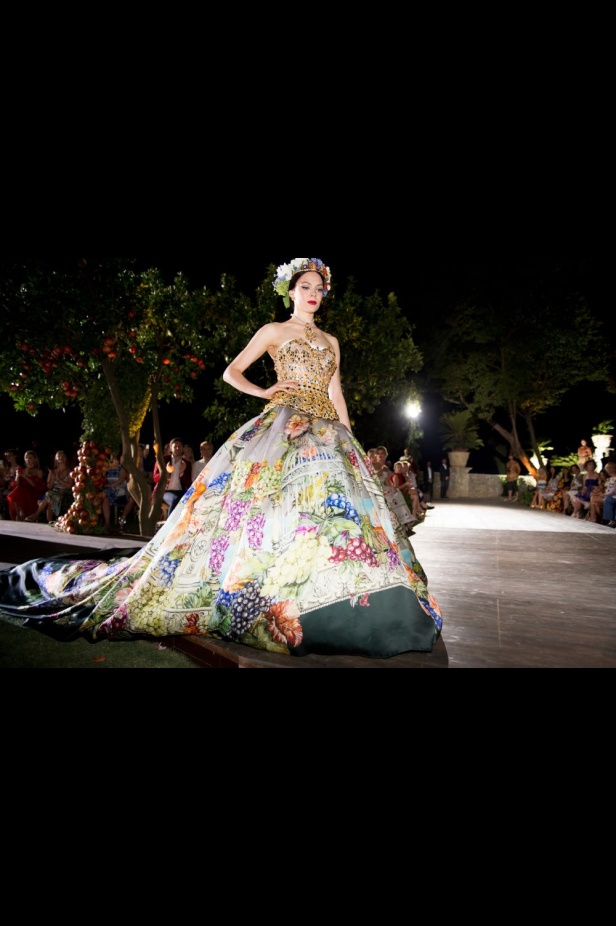 عرض Dolce & Gabbana بين الخيال والواقع 