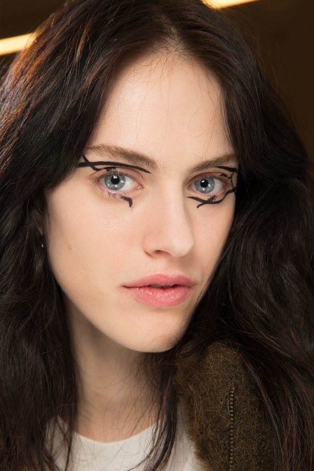 عرض Altuzarra للألبسة الجاهزة خريف شتاء 2016