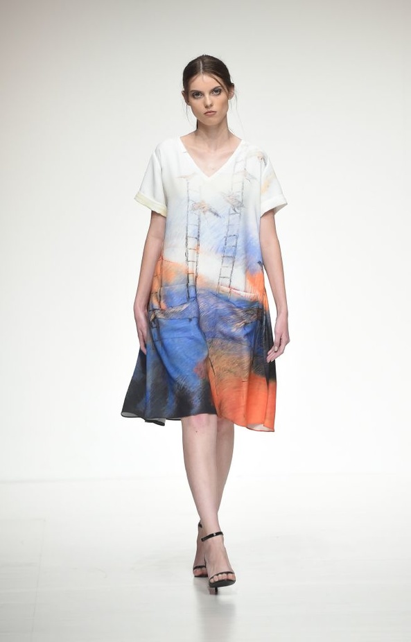 عرض ازياء زينة برسلي لربيع و صيف 2016