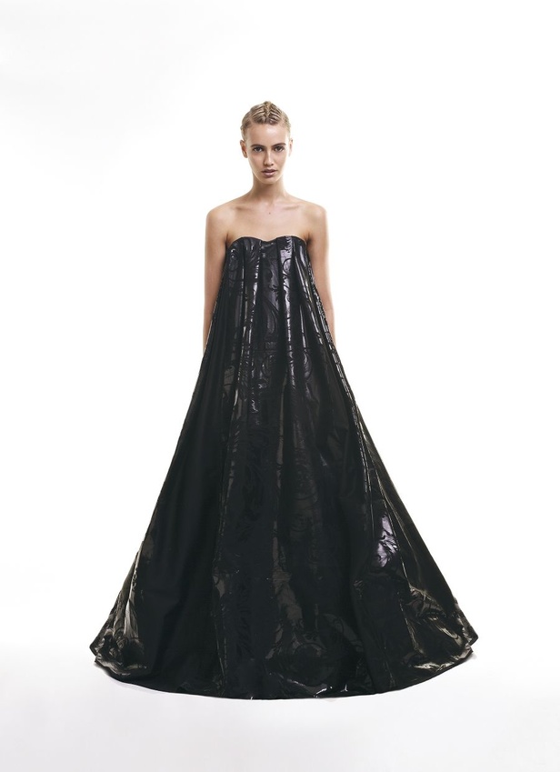 الذهب الأسود يغمُر مجموعة Ziad Ghanem 