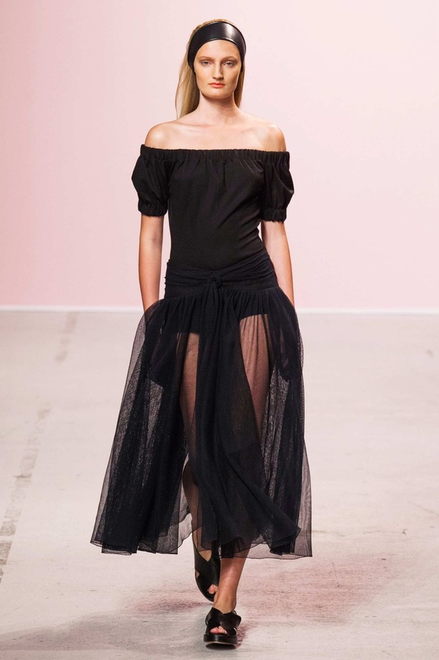 عرض أزياء PASCAL MILLET