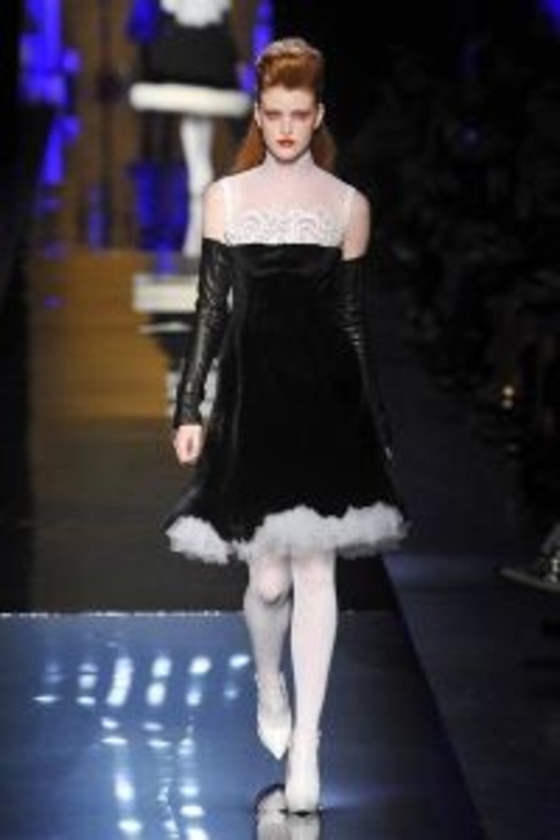 الأنوثة بكل قوّتها بتصاميم من Jean Paul Gaultier