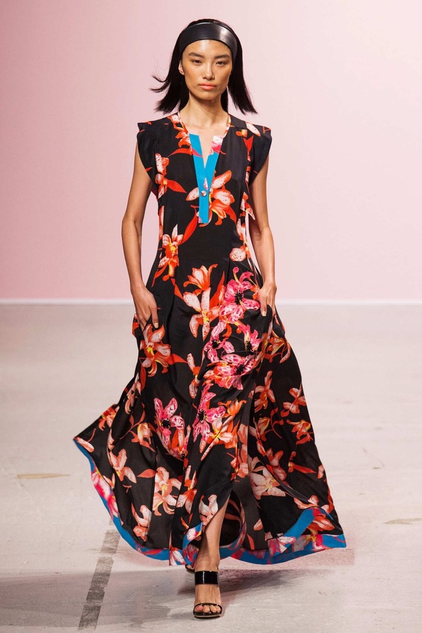 عرض أزياء PASCAL MILLET