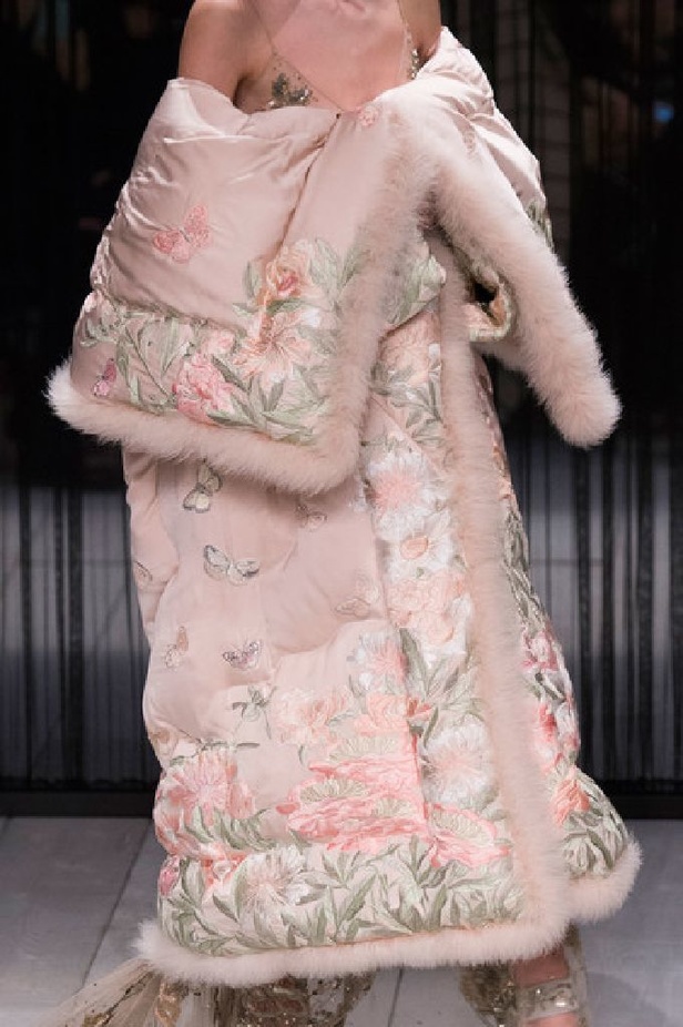 مجموعة الكسندر ماكوين لخريف وشتاء 2016