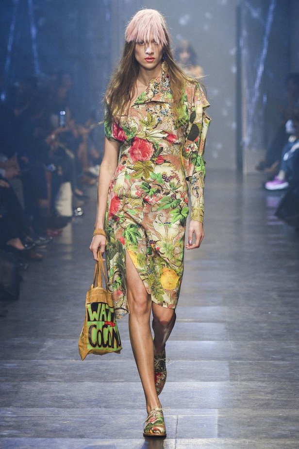 مجموعة Vivienne Westwood لربيع و صيف 2016