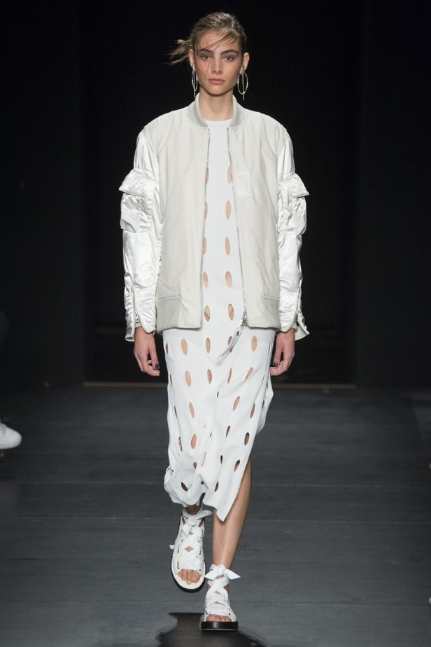 أناقة رياضية وعصرية في عرض Rag & Bone