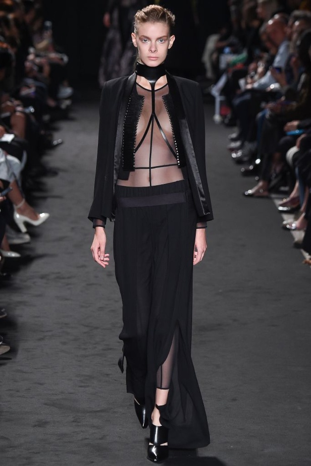 مجموعة Ann Demeulemeester لربيع و صيف 2016