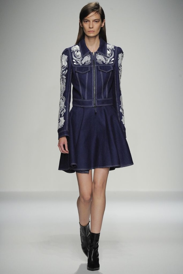 مجموعة Andrew Gn لربيع و صيف 2016