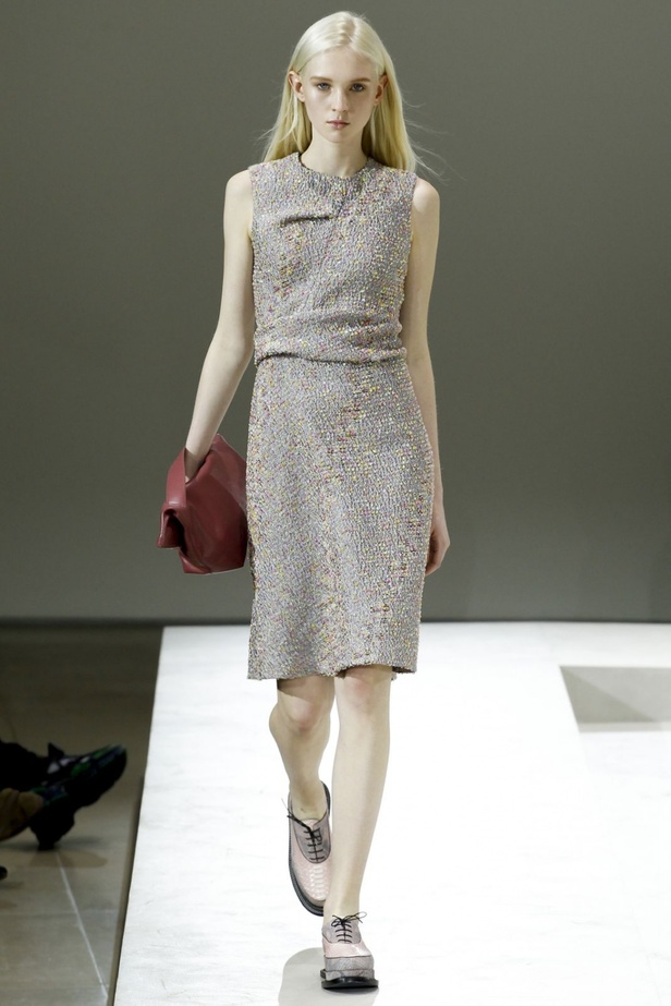 Jil Sander: هدوء الألوان وبساطة الأسلوب