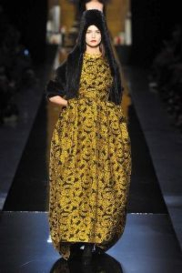 الأنوثة بكل قوّتها بتصاميم من Jean Paul Gaultier