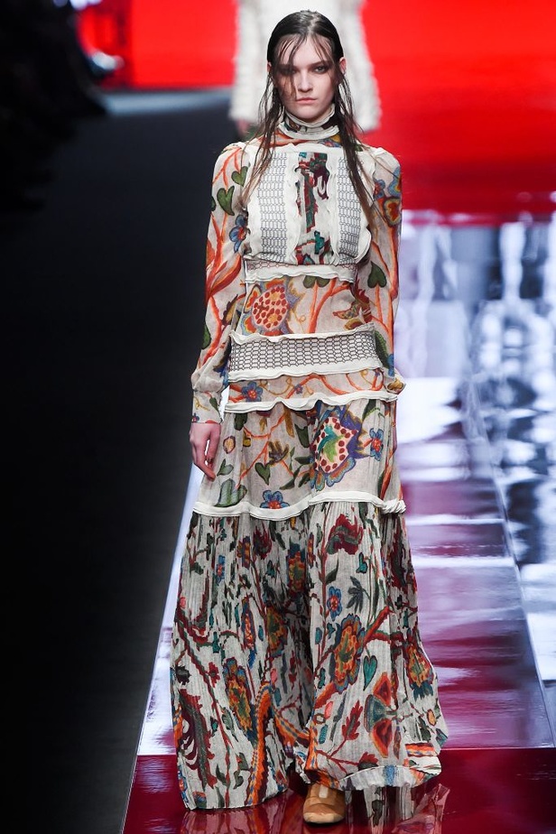 خريف حيوي ونابض في مجموعة "Just Cavalli"