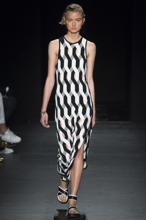 أناقة رياضية وعصرية في عرض Rag & Bone