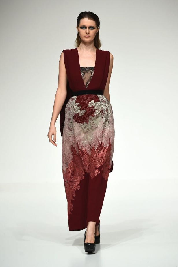 أناقة ورقي في مجموعة Hussein Bazaza 