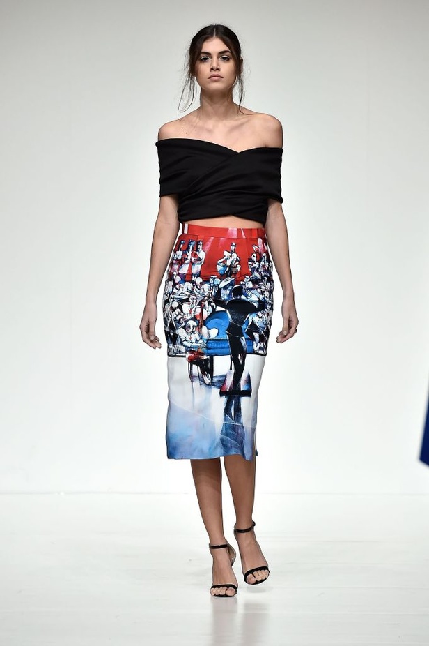 عرض ازياء زينة برسلي لربيع و صيف 2016