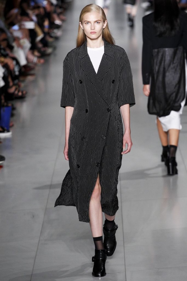 مجموعة DKNY لربيع و صيف 2016