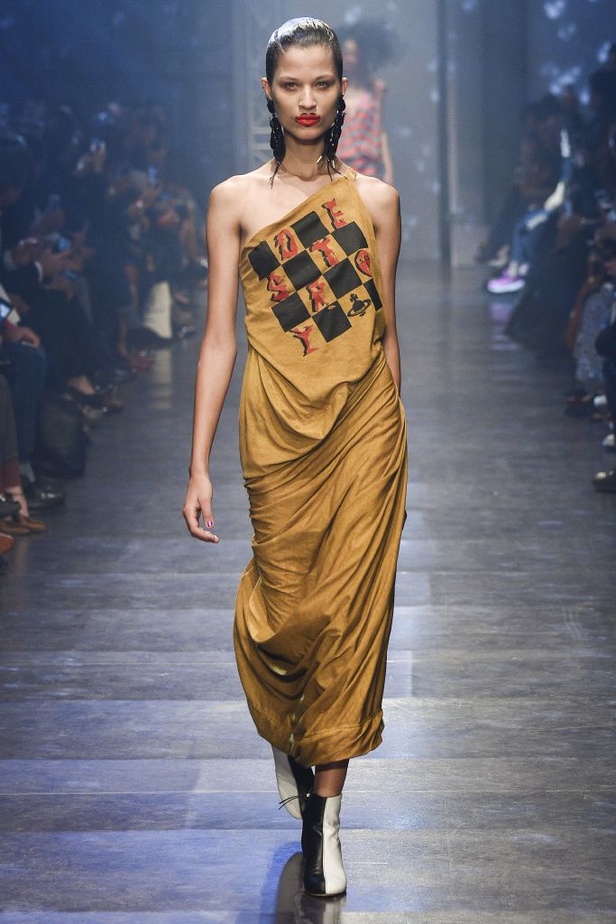 مجموعة Vivienne Westwood لربيع و صيف 2016