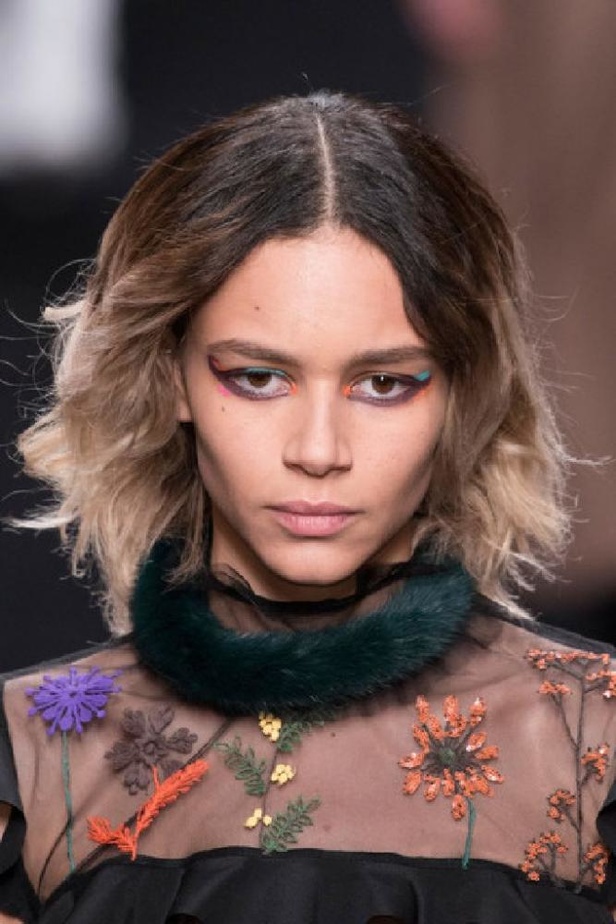 عرض أزياء فندي لخريف وشتاء ٢٠١٦ و ٢٠١٧