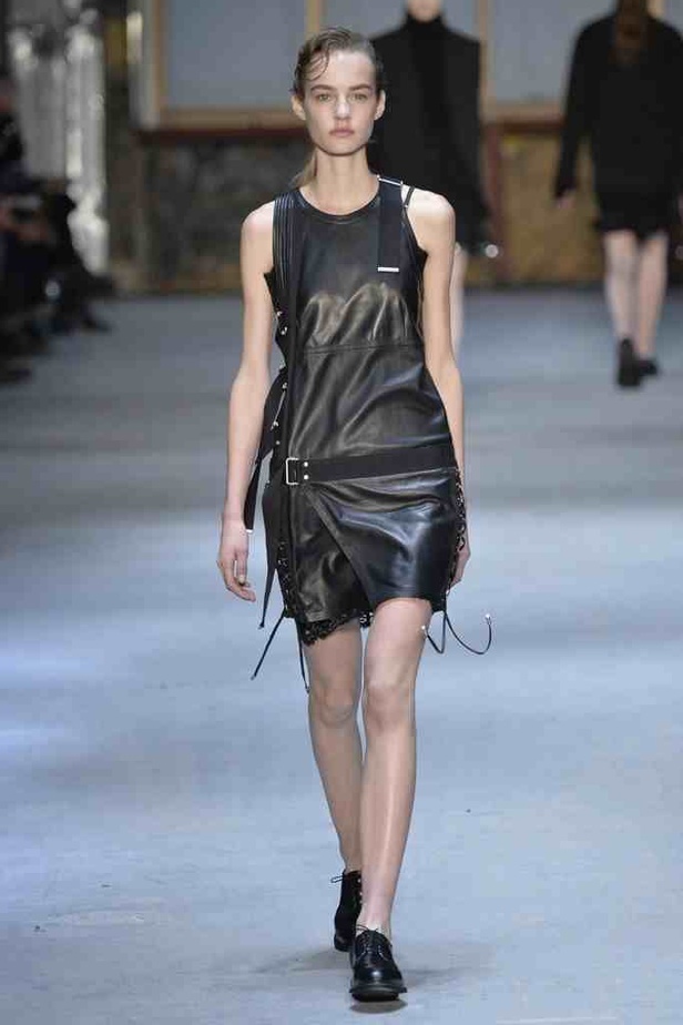 الأسود يطير بك مع خريف Diesel Black Gold