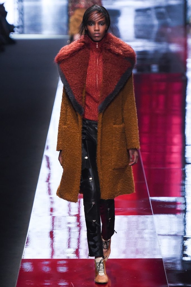 خريف حيوي ونابض في مجموعة "Just Cavalli"