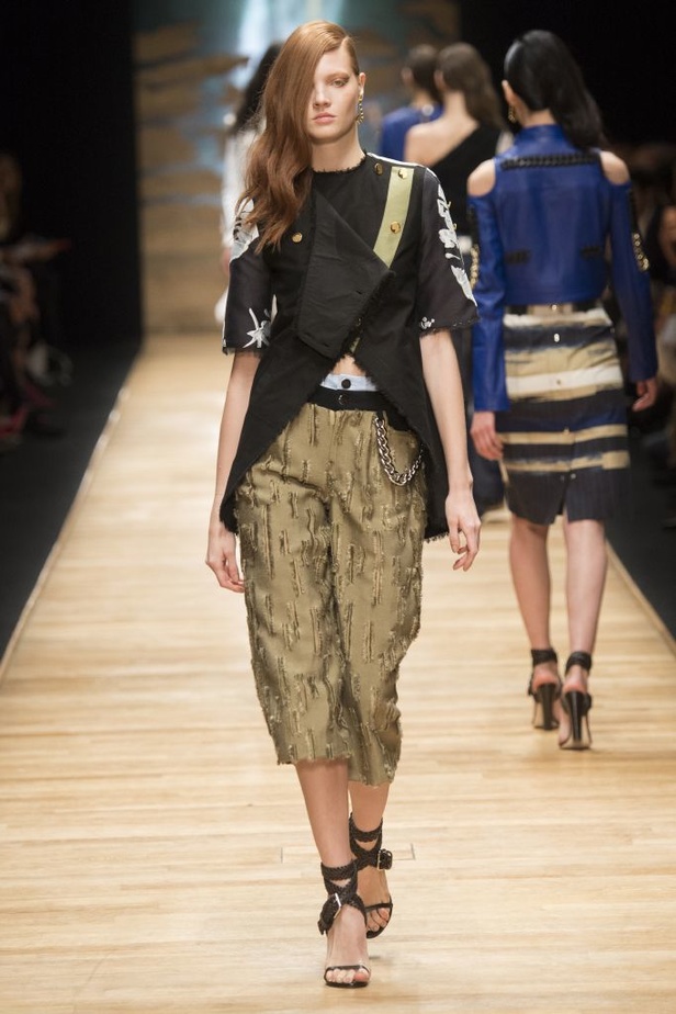 مجموعة Guy Laroche لربيع و صيف 2016