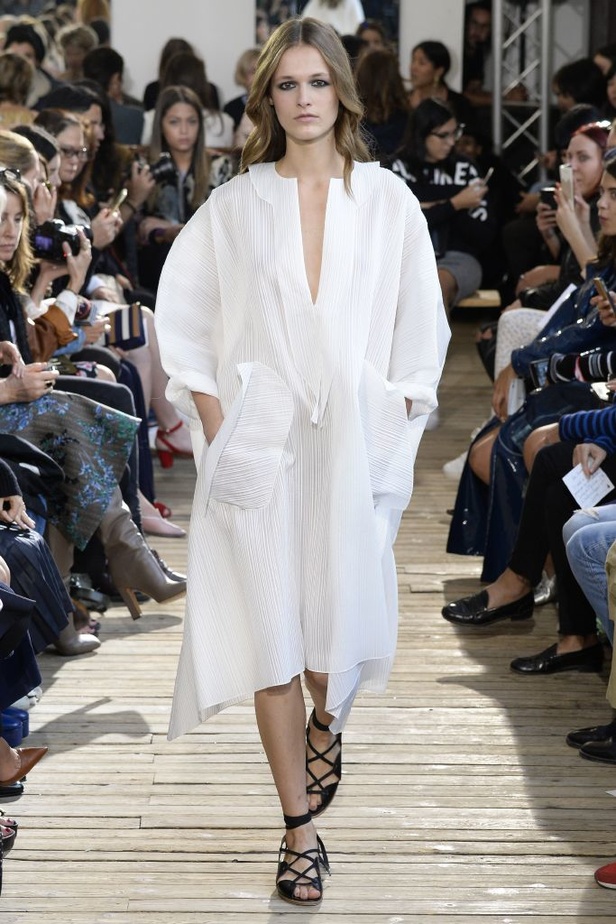 مجموعة Maison Rabih Kayrouz لربيع و صيف 2016