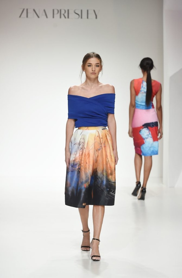 عرض ازياء زينة برسلي لربيع و صيف 2016