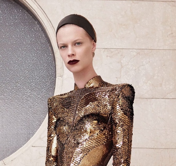 مجموعة Atelier Versace لموسم خريف 2017