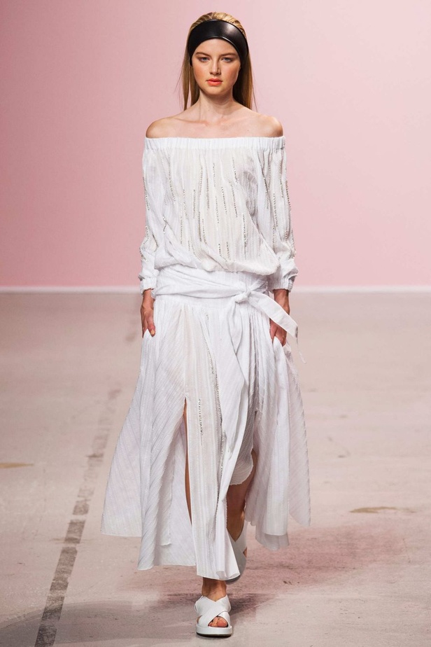 عرض أزياء PASCAL MILLET