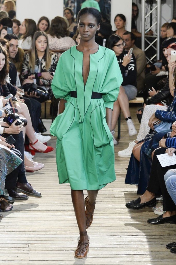 مجموعة Maison Rabih Kayrouz لربيع و صيف 2016