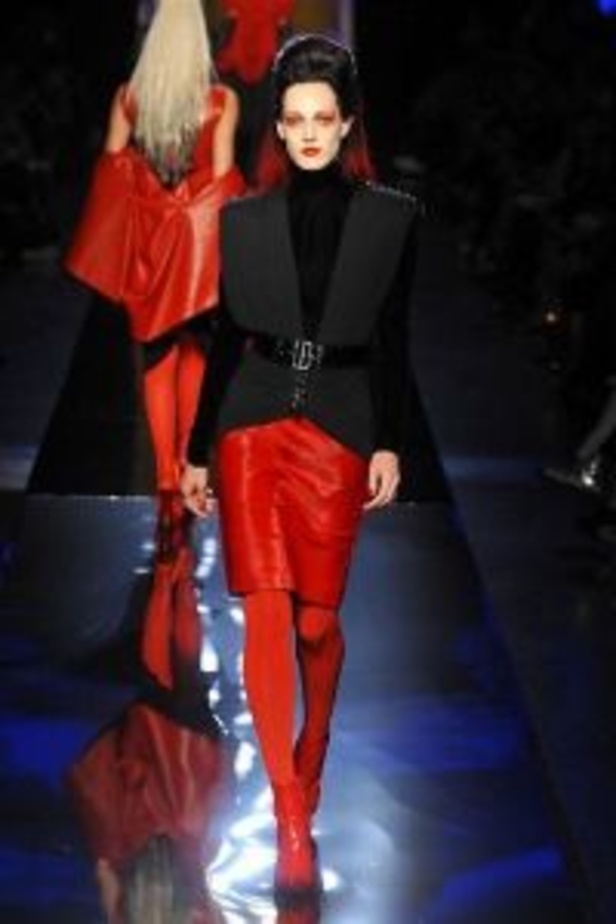 الأنوثة بكل قوّتها بتصاميم من Jean Paul Gaultier