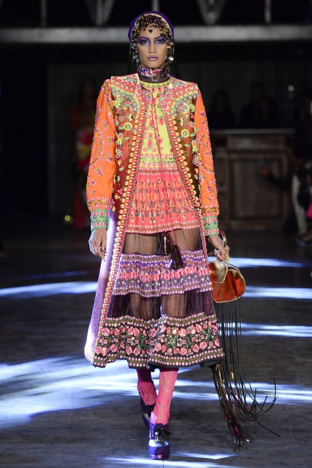 مجموعة  Manish Arora لربيع و صيف 2016