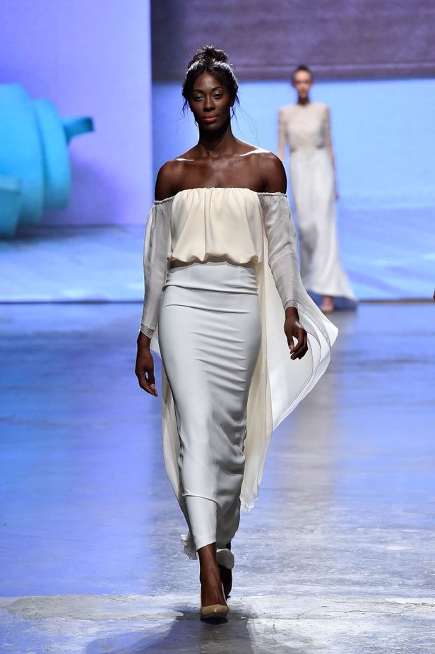 عرض ازياء MADIYAH AL SHARQI لربيع و صيف 2016