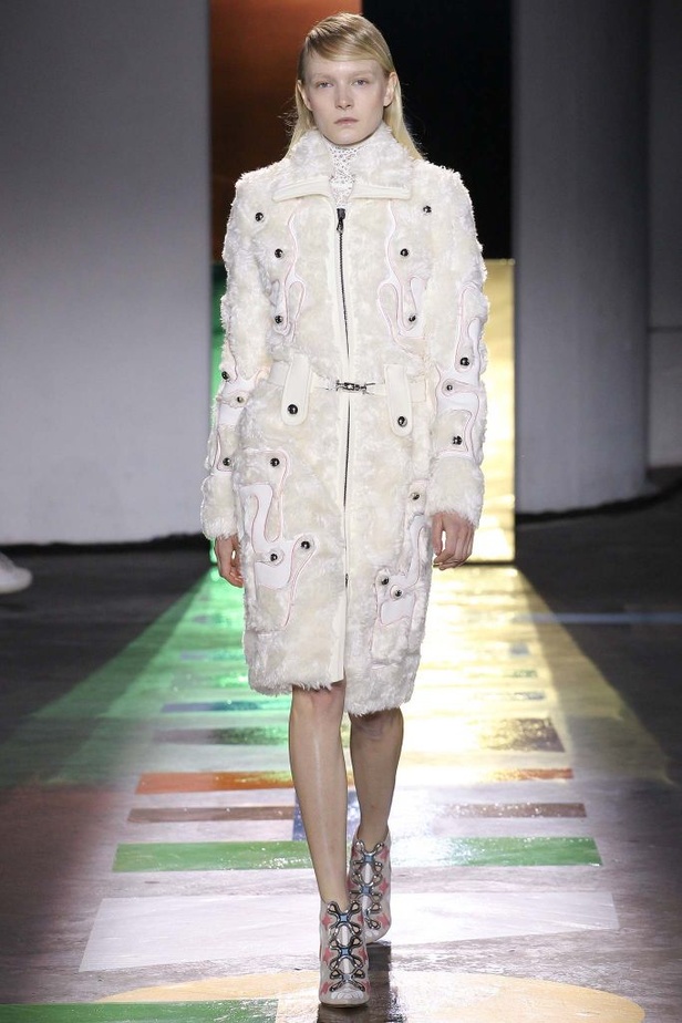 Peter Pilotto.....شتاء حيوي وساطع