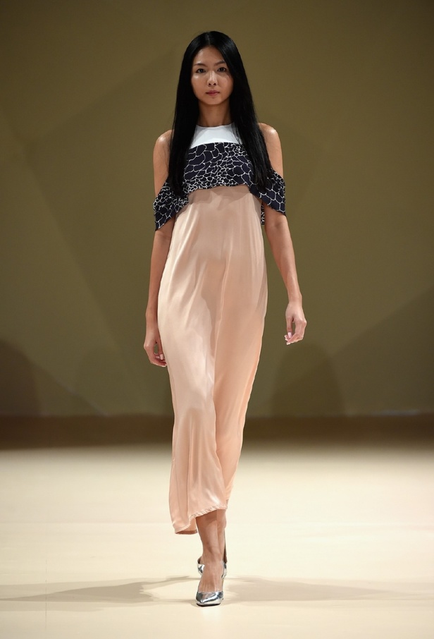 مجموعة Dima Ayad