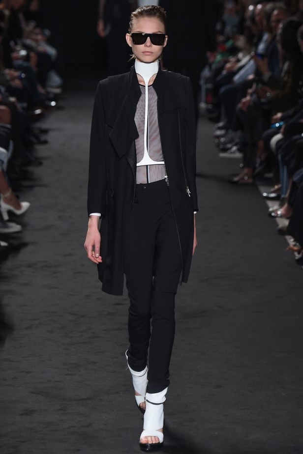 مجموعة Ann Demeulemeester لربيع و صيف 2016