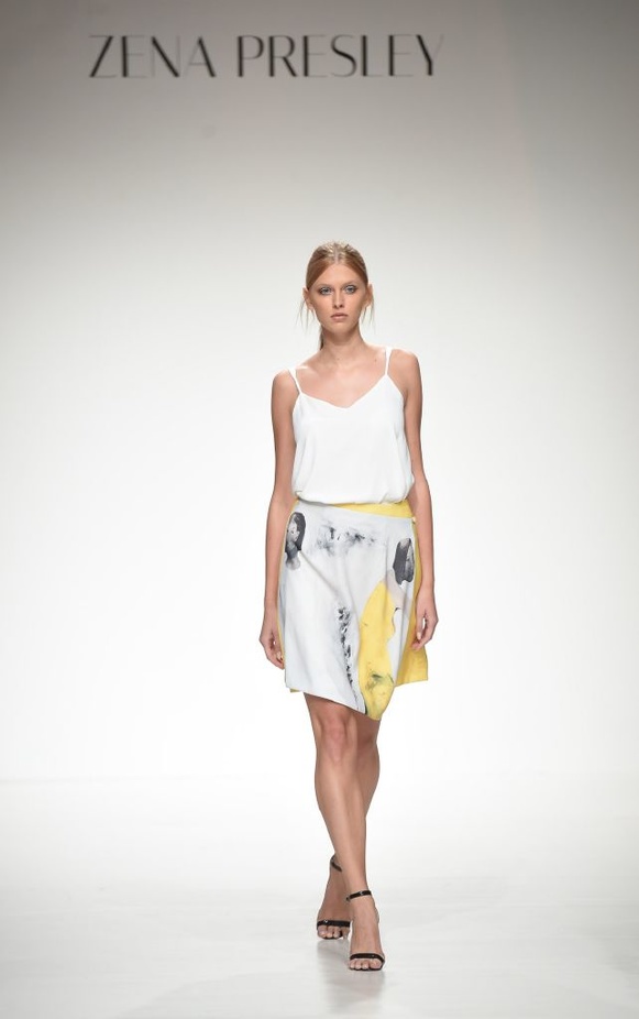 عرض ازياء زينة برسلي لربيع و صيف 2016