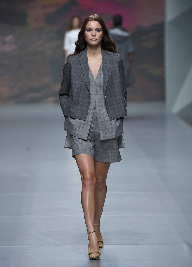 مجموعة The Emperor 1688